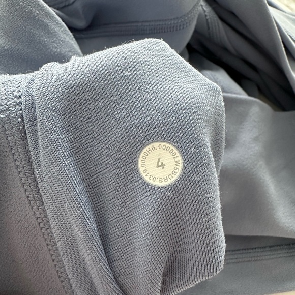 Lululemon Align Legging - Picture 9 of 9